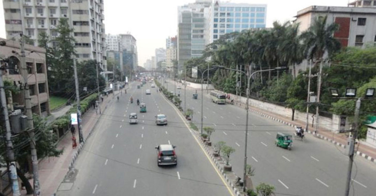 বায়ুদূষণে আজও শীর্ষে ঢাকা