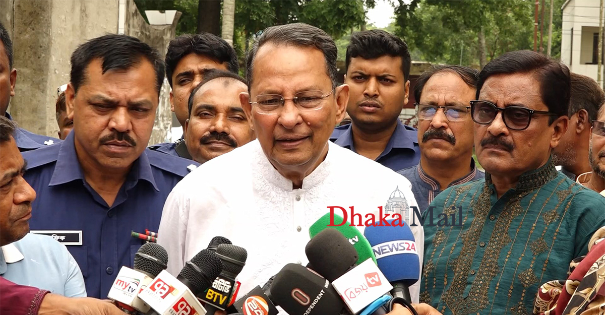 বিএনপি গণতন্ত্রকে কুয়াশার মধ্যে ঠেলে দেওয়ার ষড়যন্ত্র করছে: ইনু