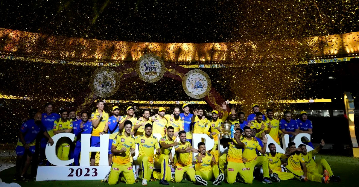 আইসিসিকে টক্কর আইপিএলের, কার ঝুলিতে গেল কত টাকা