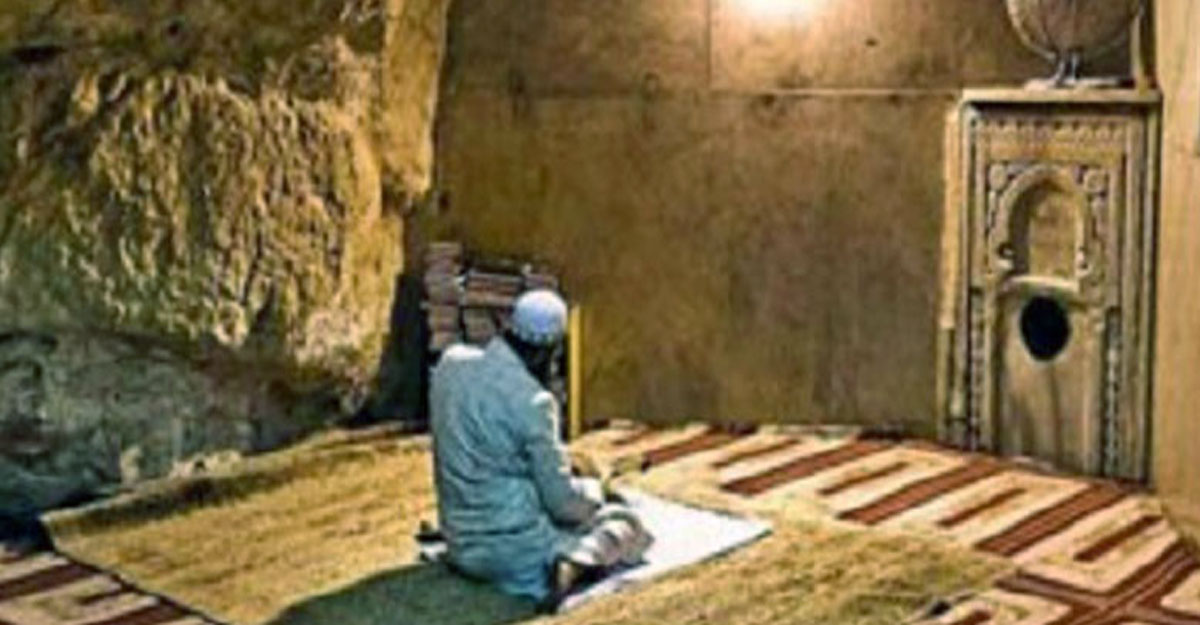 যে ৩টি আমল সারাজীবন আঁকড়ে ধরার অসিয়ত করেছেন নবীজি