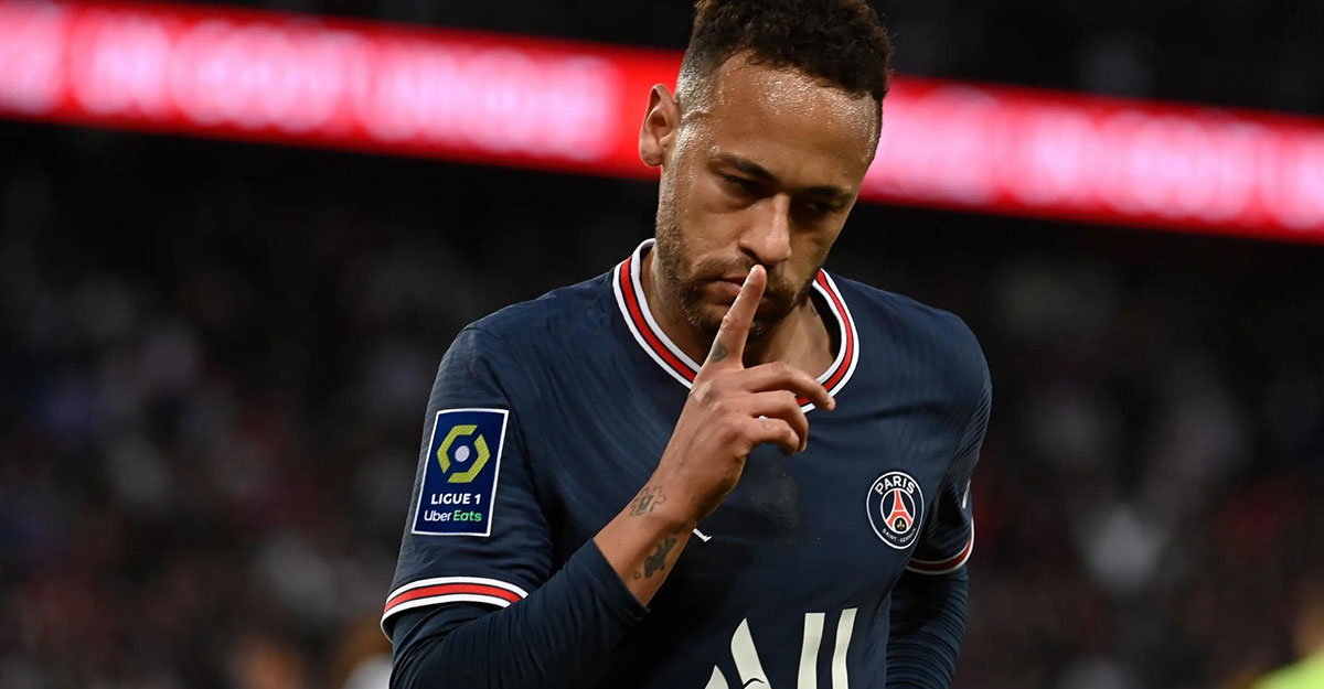 নেইমারকে ‘অহংকারী’ বললেন ডাচ কোচ