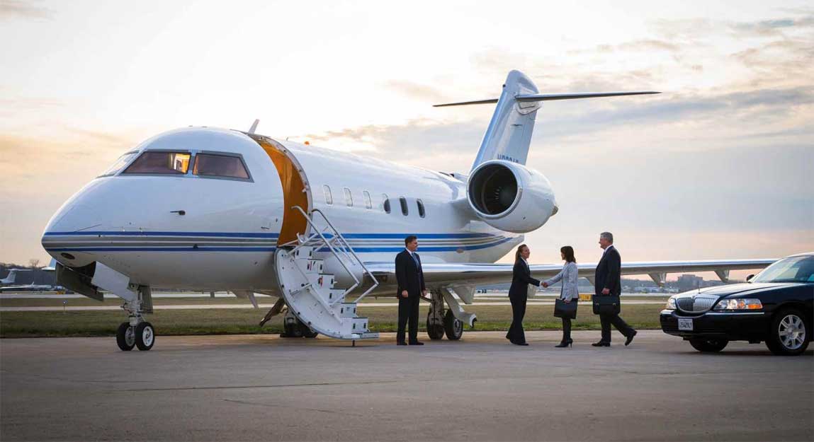 বাসের তুলনায় বিমানের দাম কেন এত বেশি?