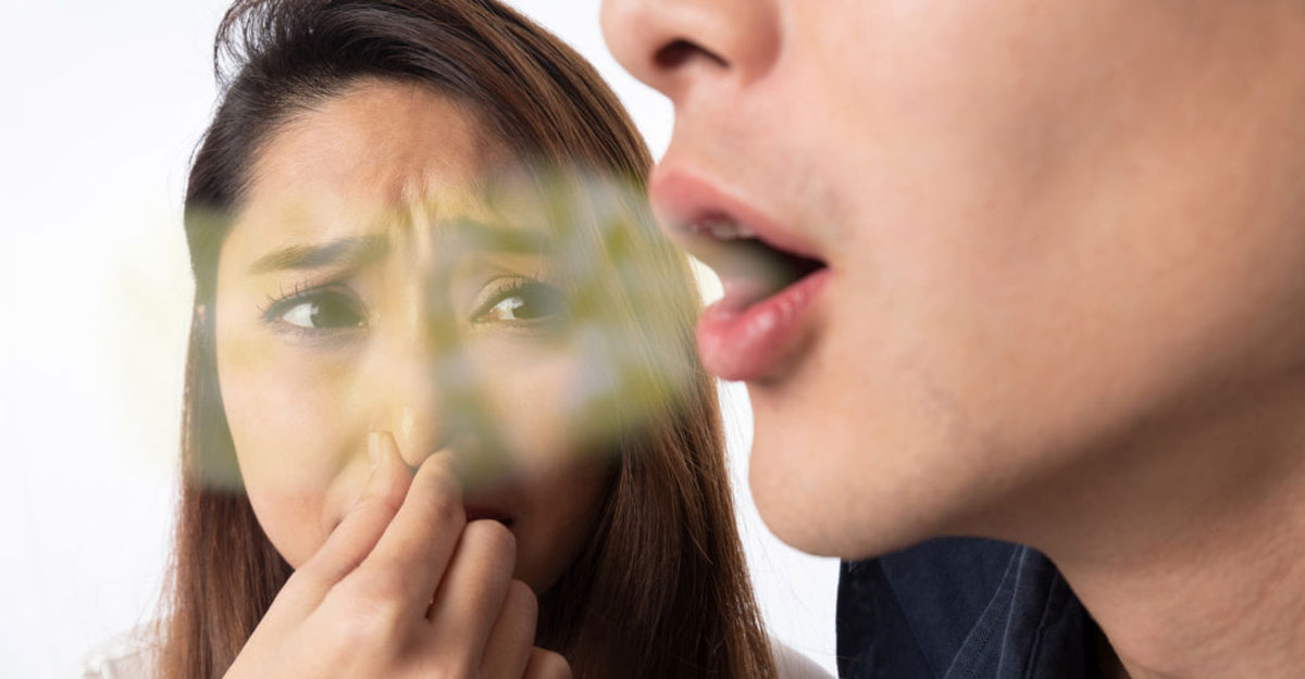 মুখের দুর্গন্ধ দূর করার উপায়