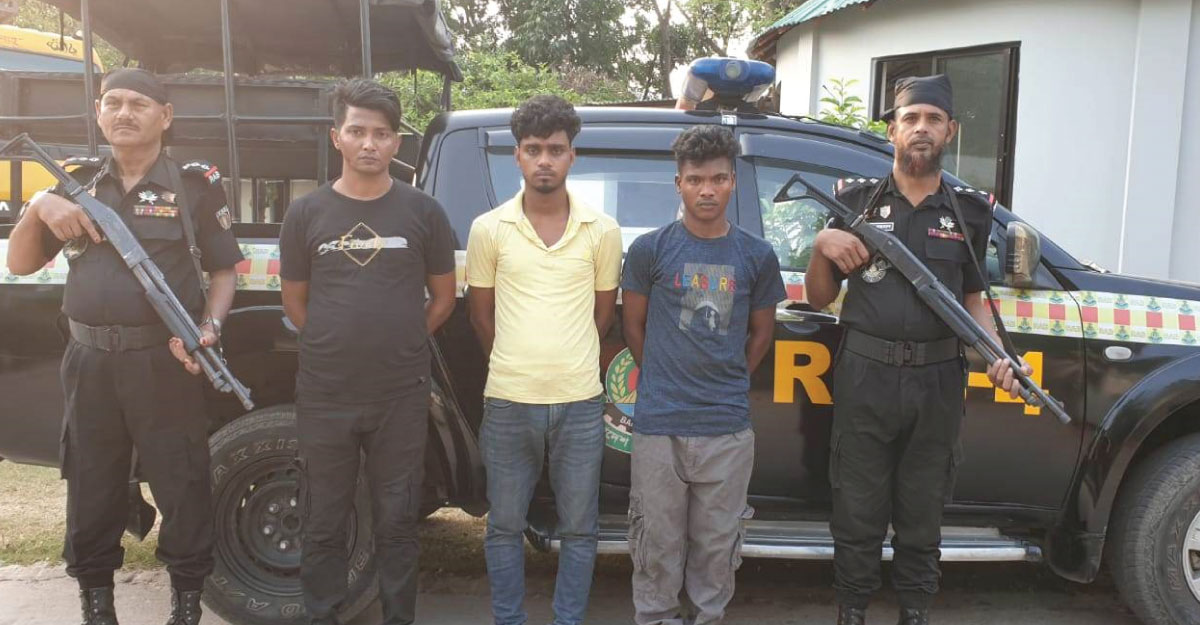 বিপুল পরিমাণ ইয়াবা-গাঁজাসহ আটক ৪