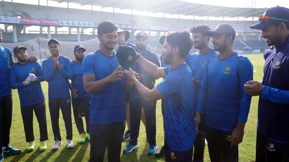 টাইগারদের হয়ে সাদা পোশাকে দিপুর অভিষেক