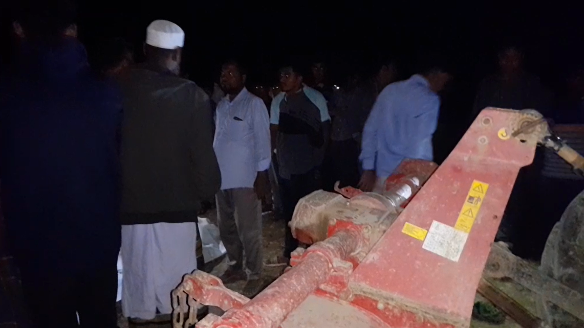 হাল চাষের সময় ট্রাক্টরে কাটা পড়ে কিশোর নিহত