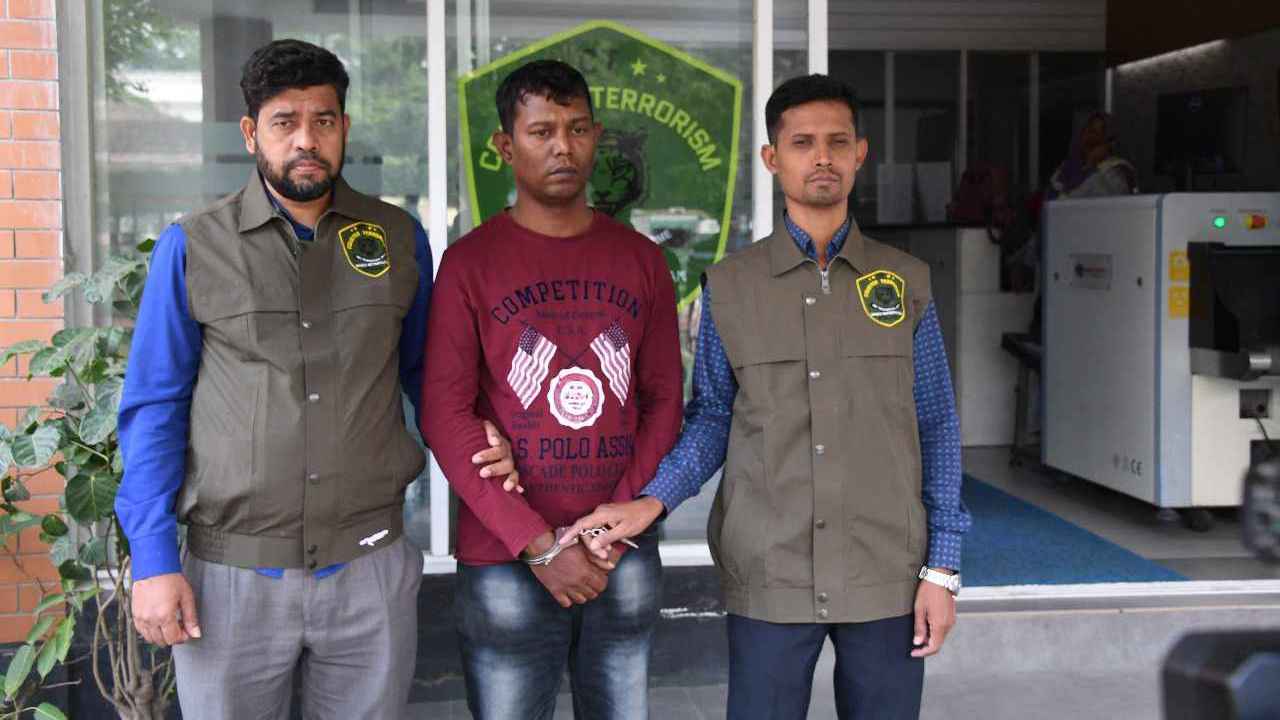 মেসেঞ্জারে ভয়ংকর ফাঁদ, টার্গেট নিঃসঙ্গ নারীরা