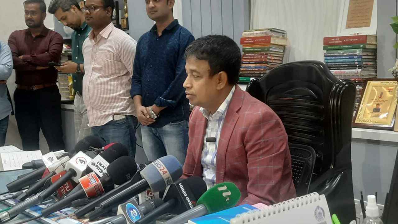  ‘ডিবির ভাতের হোটেল’ নিয়ে এবার মুখ খুললেন হারুন