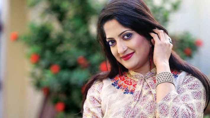 অভিনেত্রী হুমায়রা হিমু মারা গেছেন