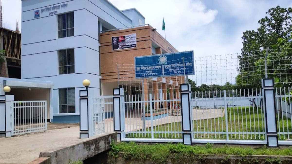 শেরপুরের তিনটি আসনে মনোনয়ন জমা দিলেন যারা