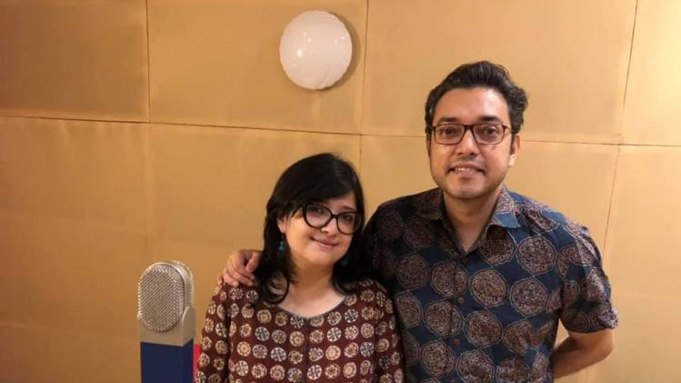 anupam_roy_piya_chakraborty_sings_pratul_mukhopadhyay_song_ami_banglaye_gaan_gaai_on_5_mm_on_the_rocks_musical_show_by_sourav_chakraborty_on_uribaba_digital_platform-sixteen_nine anupam_roy_piya_chakraborty_sings_pratul_mukhopadhyay_song_ami_banglaye_gaan_gaai_on_5_mm_on_the_rocks_musical_show_by_sourav_chakraborty_on_uribaba_digital_platform-sixteen_nine