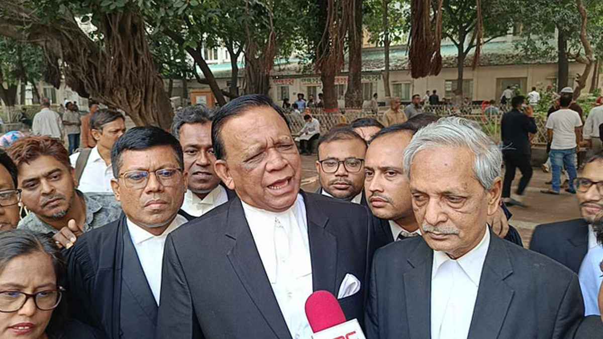 বিএনপির ৩ আইনজীবী নেতার জামিন