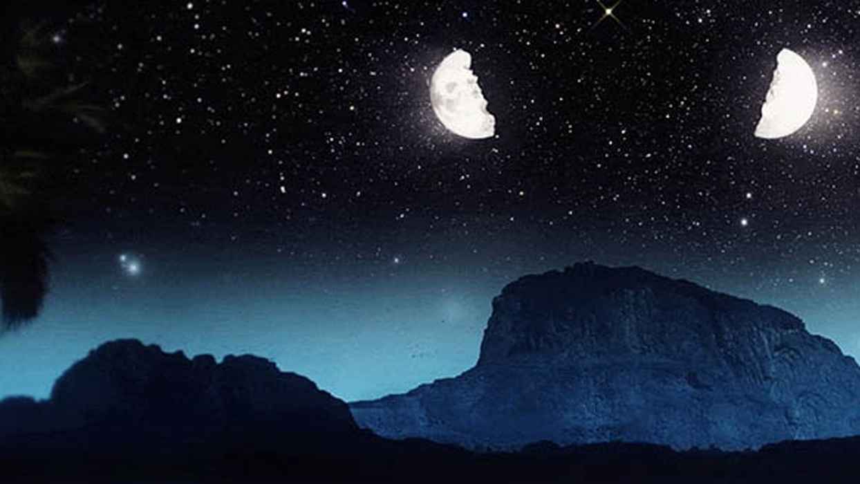 নবীজি চাঁদকে দুইভাগ করেছিলেন যেভাবে