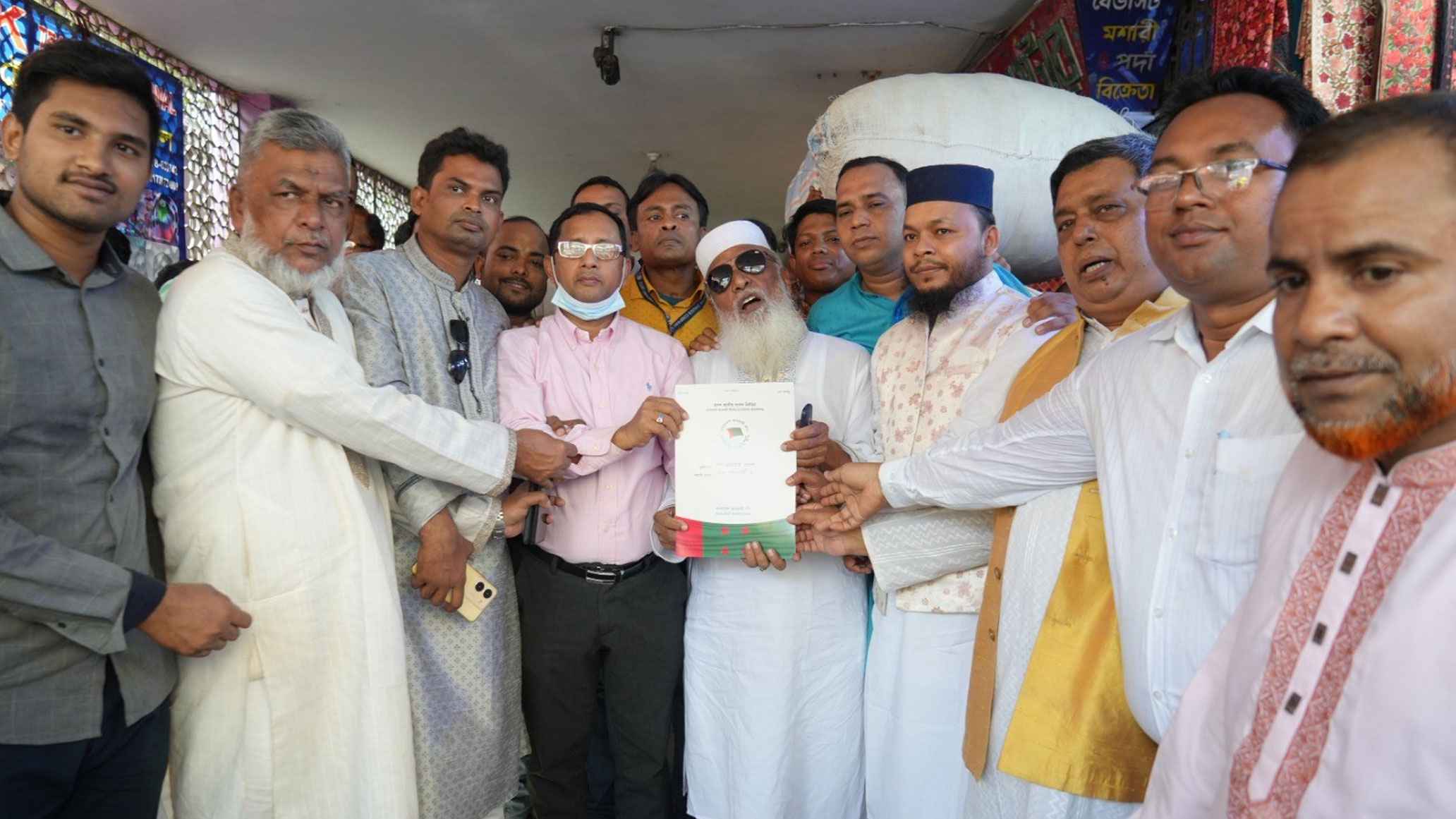 নৌকার মনোনয়ন ফরম নিয়েছেন জাহাঙ্গীর আলম