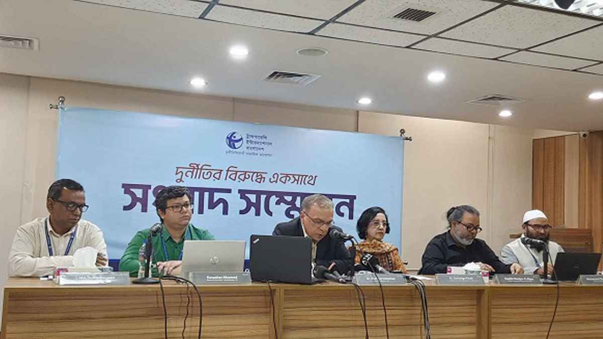 নির্বাচন অংশগ্রহণমূলক হওয়ার মতো কিছু পাওয়া যাচ্ছে না: টিআইবি