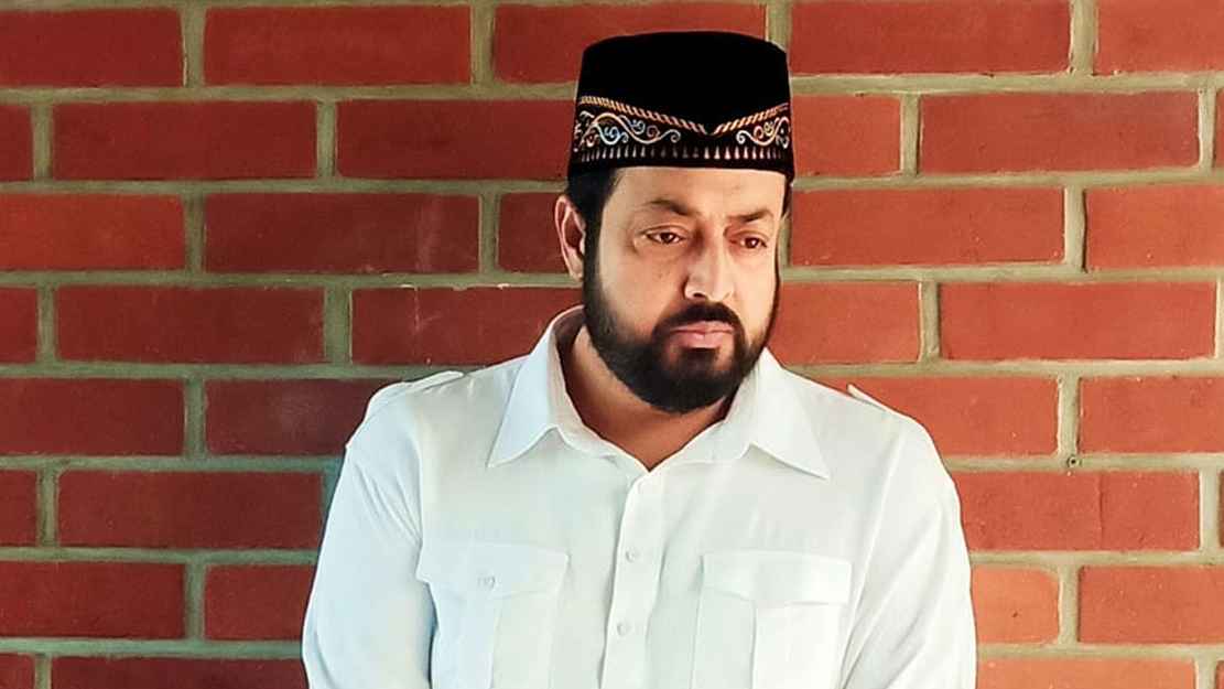 আল্লাহর কাছে বিচার দিলেন ওমর সানী 