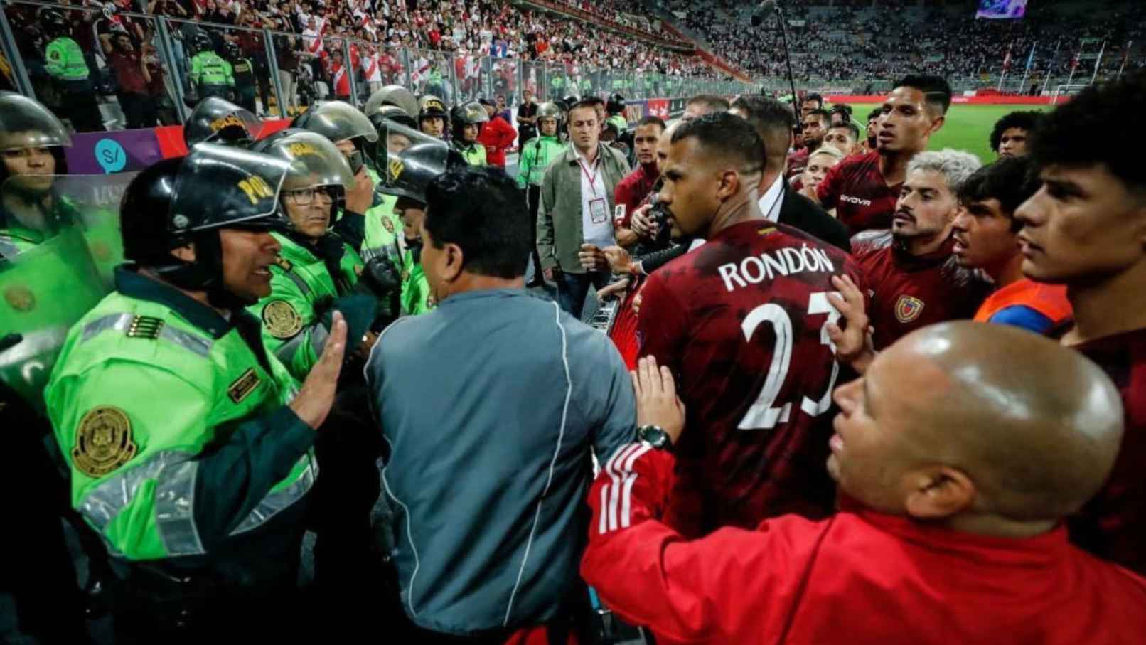 ভেনেজুয়েলার ফুটবলারদের অপহরণ ও পেটানোর অভিযোগ, ভিডিও ভাইরাল