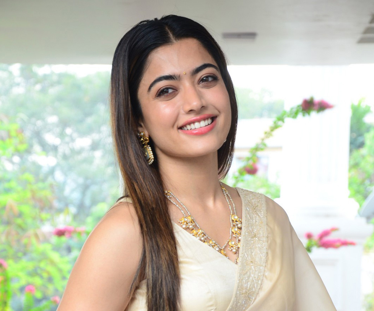 rashmika-inner-20220209171223