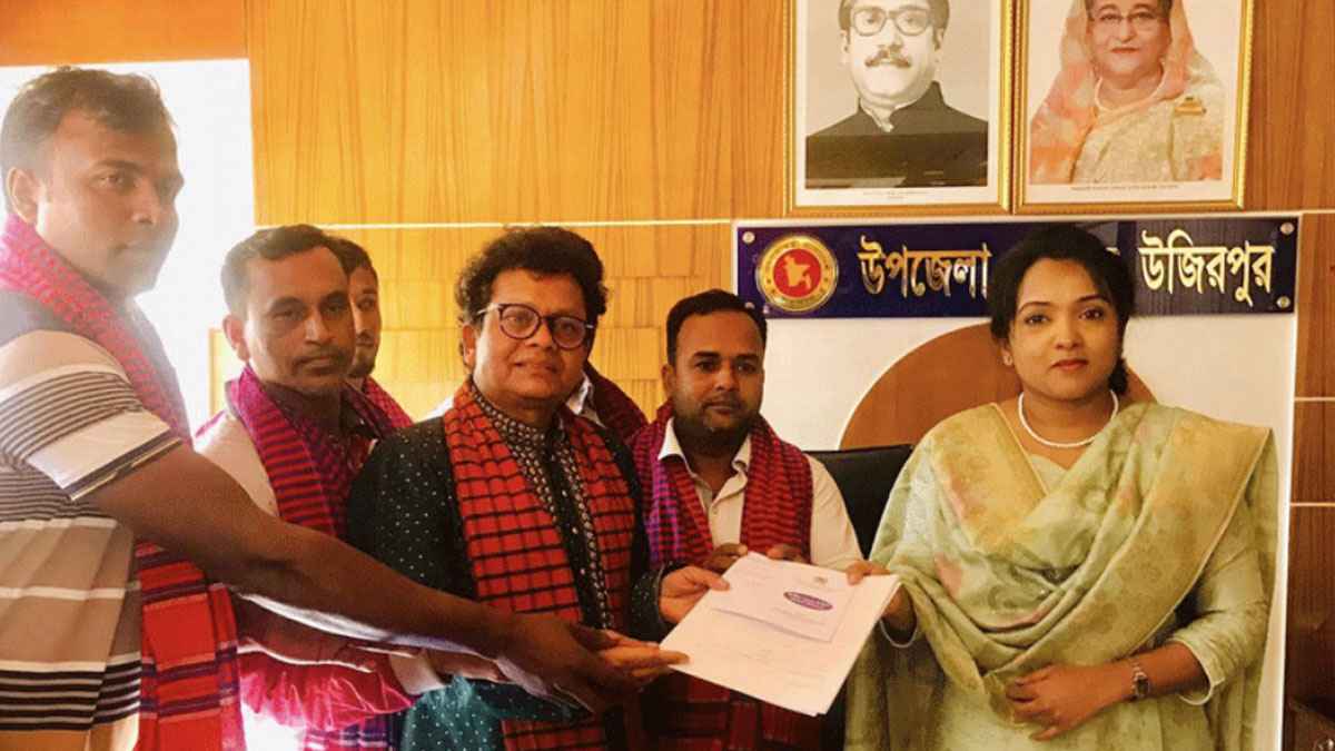 এমপি হওয়ার দৌঁড়ে কণ্ঠশিল্পী নুকুল কুমার