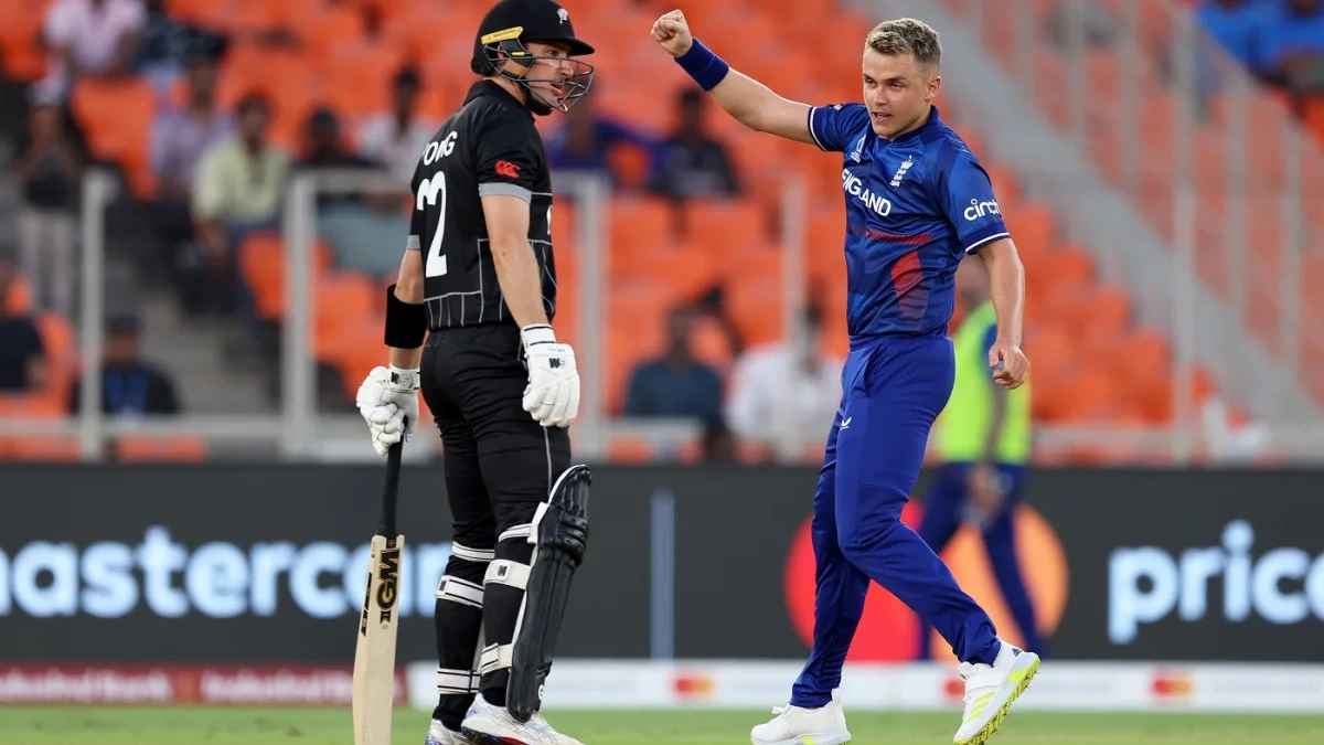 ওয়ানডেতে বিরল ইতিহাস গড়ল ইংল্যান্ড