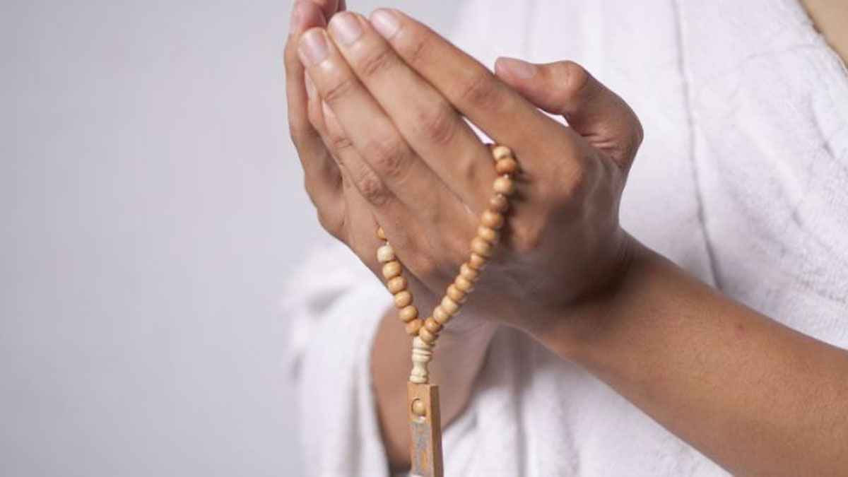মুনাফিকি থেকে নিজেকে রক্ষার উপায়