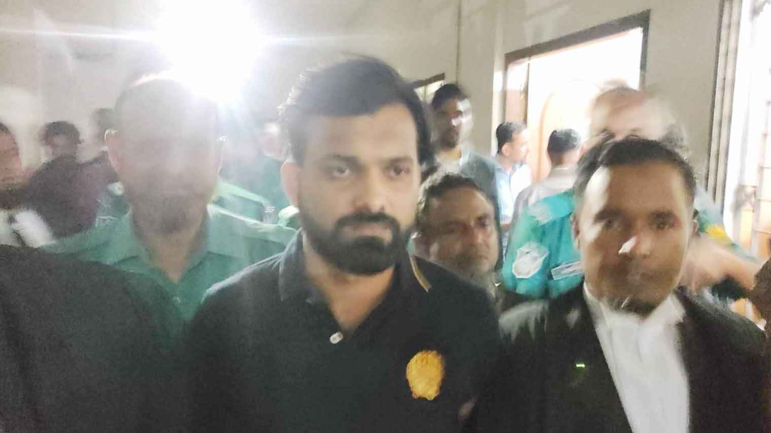 ইশরাকের ভাই ইশফাকসহ ছয়জন রিমান্ডে