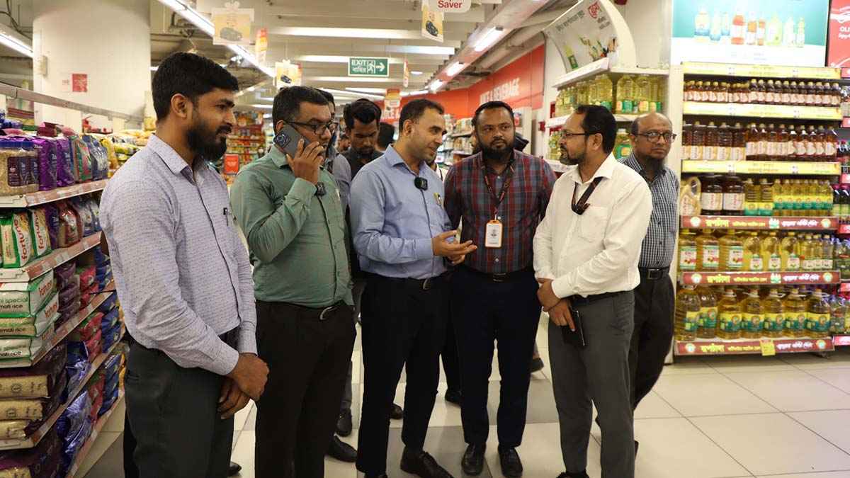 ভোক্তা অধিকারের অভিযানে ১০৪ প্রতিষ্ঠানকে জরিমানা