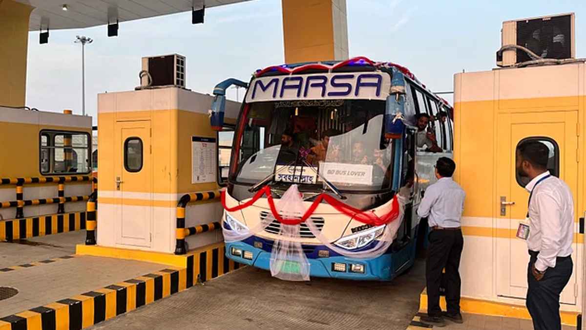 খুলে দেওয়া হলো বঙ্গবন্ধু টানেলে