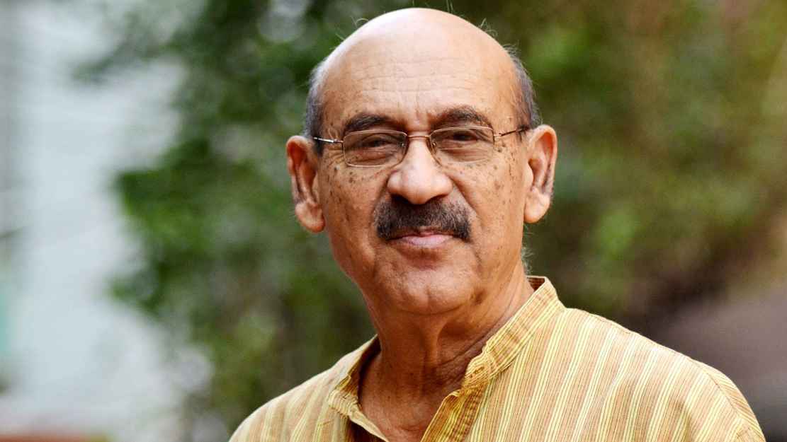 আমার এই বিশেষ দিনে দুই মেয়ে পাশে নেই: আবুল হায়াত