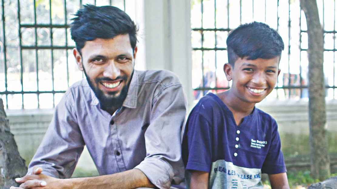বস্তি থেকে বলিউডে ‘গাল্লিবয়’ রানা