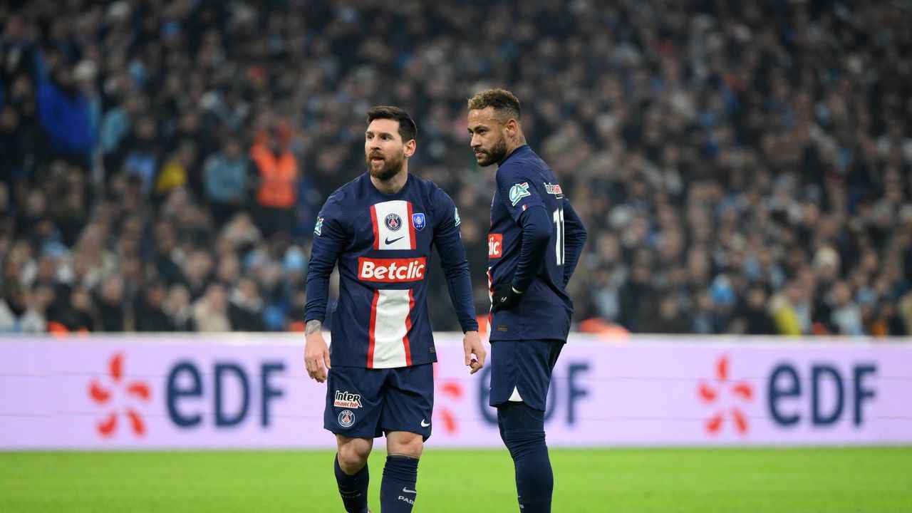 পিএসজিতে মেসি ও আমি নরকে ছিলাম: নেইমার