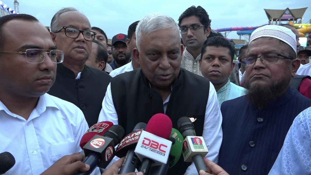 নির্বাচনে বিদেশি পর্যবেক্ষক নিয়ে আগ্রহ নেই আ.লীগের: স্বরাষ্ট্রমন্ত্রী