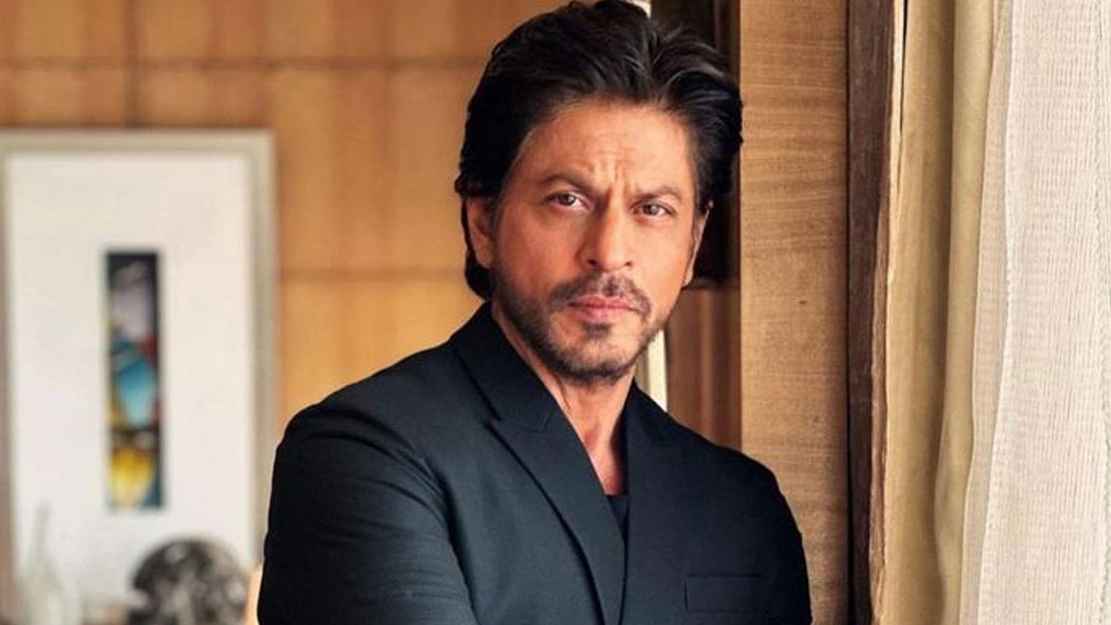 মন্দিরে পূজা দিলেন শাহরুখ খান