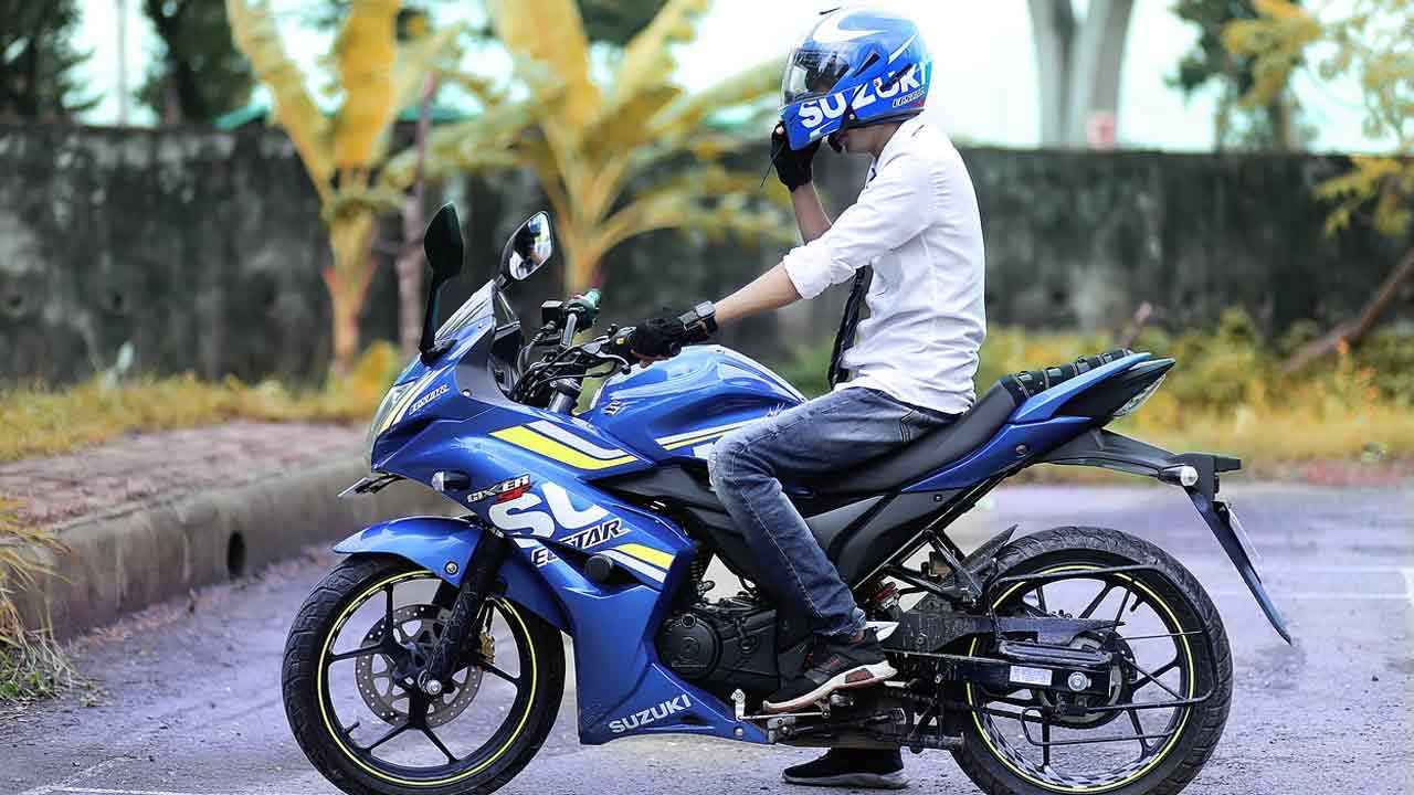 সুজুকি জিক্সার এসএফ: দুর্ধর্ষ মোটরসাইকেল