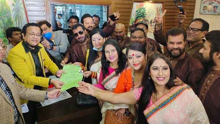 শিল্পী সমিতির নির্বাচনে এফডিসিতে প্রবেশ নিষেধ, নির্মাতাদের ক্ষোভ