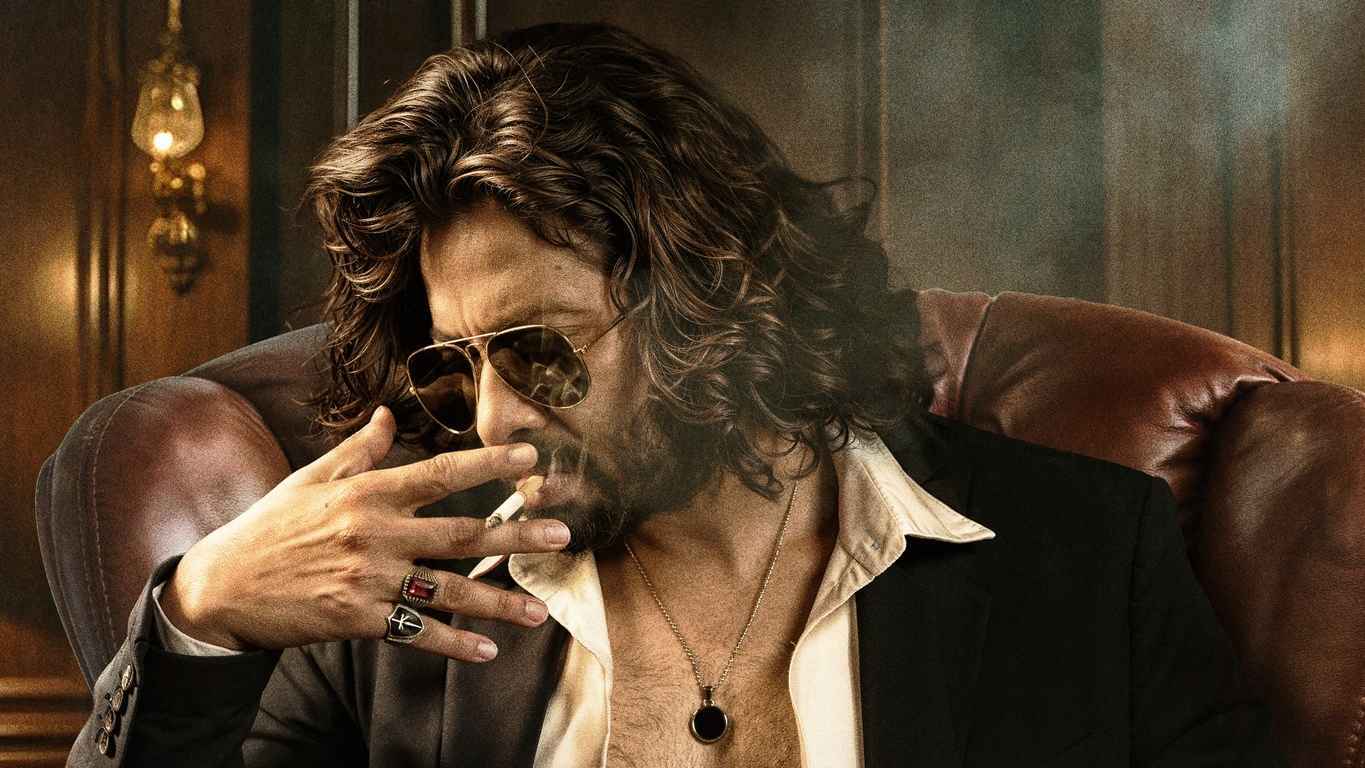 সিনেমা হলে তুফান তুলে দেশ ছাড়লেন শাকিব