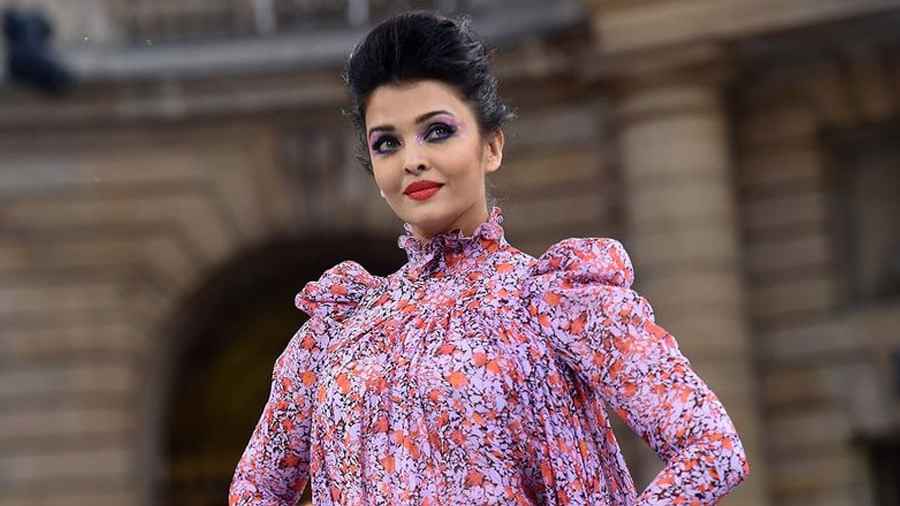 দুবাইয়ে বাড়ি কিনেছেন, ভারত ছাড়ছেন ঐশ্বরিয়া!