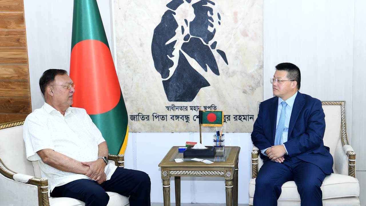 বাংলাদেশ থেকে আম নিতে চায় চীন