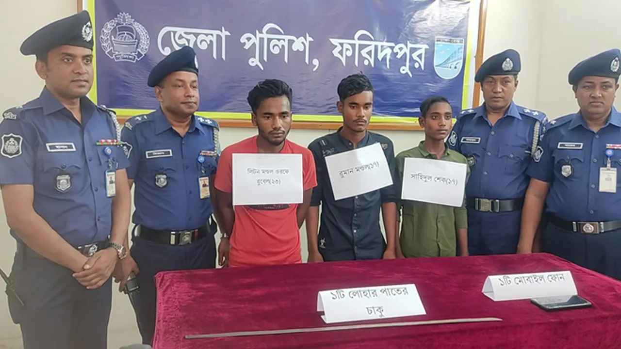 অটোভ্যান ছিনতাই করে চালককে হত্যা, গ্রেফতার ৩
