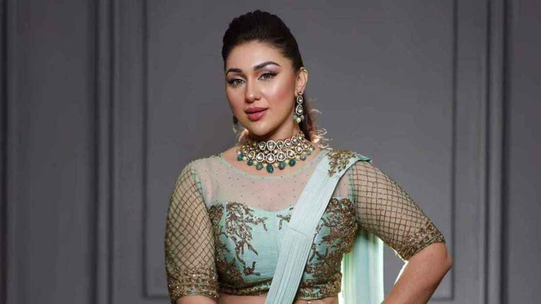 শাকিবের বাড়িতে ঢোকা নিষেধ, অপু বললেন অন্যজন গেলে আমিও যাব