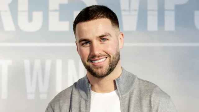  ইসলাম ধর্ম গ্রহণ করেছেন জনপ্রিয় ডাচ অভিনেতা