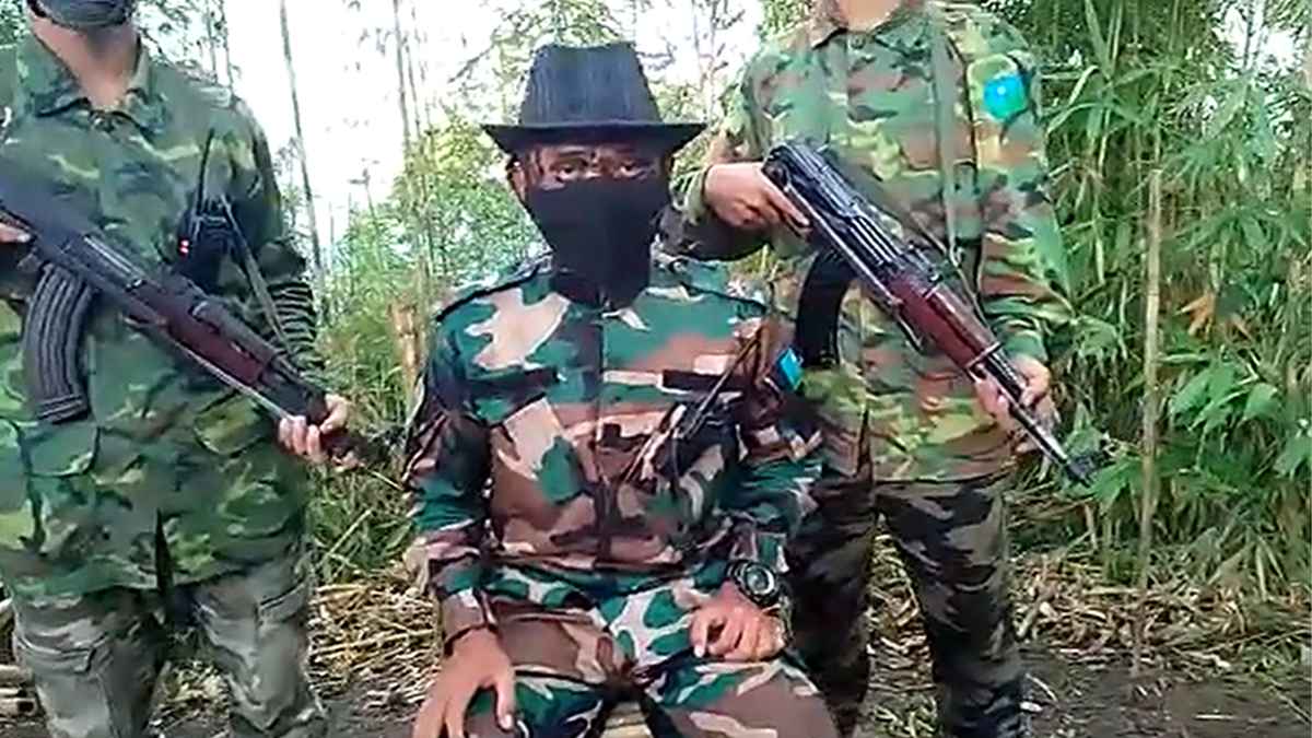 ‘অস্ত্রসমর্পণ করে কেএনএফ সদস্যদের স্বাভাবিক জীবনে ফেরার আহ্বান’