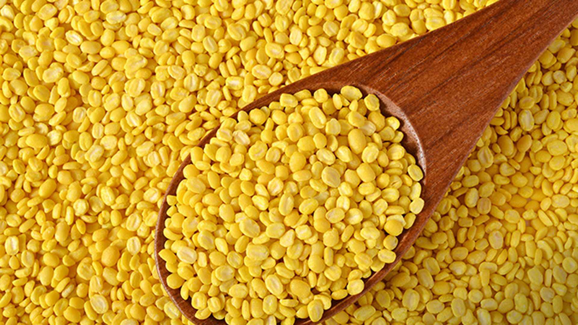 উপকারি মুগডাল, যারা খেলেই বিপদ