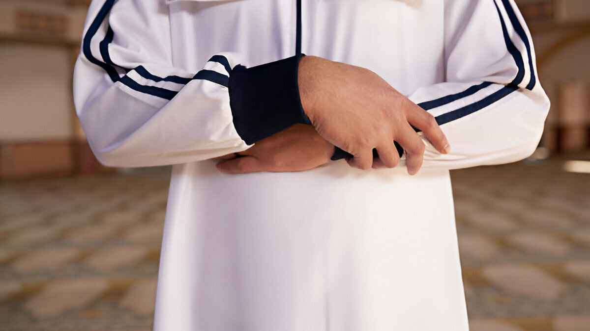 সুরার ধারাবাহিকতা নষ্ট হলে নামাজ মাকরুহ হবে কি?