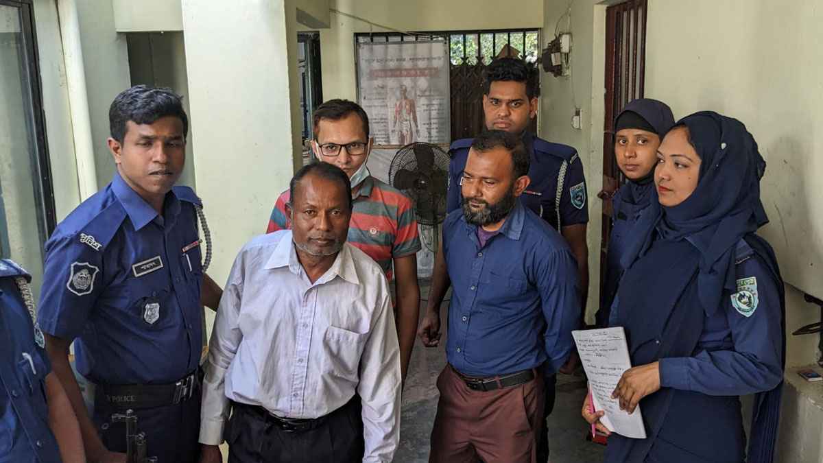 পঞ্চগড়ে ভুয়া ম্যাজিস্ট্রেটসহ গ্রেফতার ৩