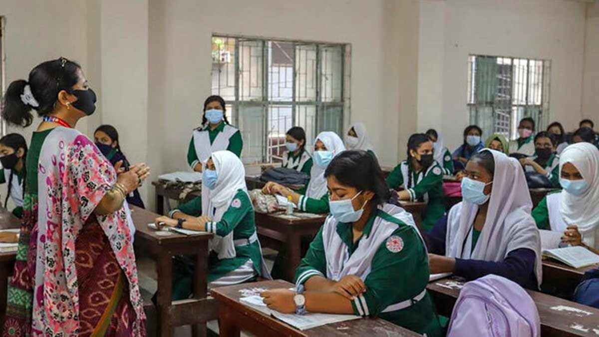 মঙ্গলবার মাধ্যমিক স্কুল-কলেজ বন্ধ থাকবে যেসব জেলায়