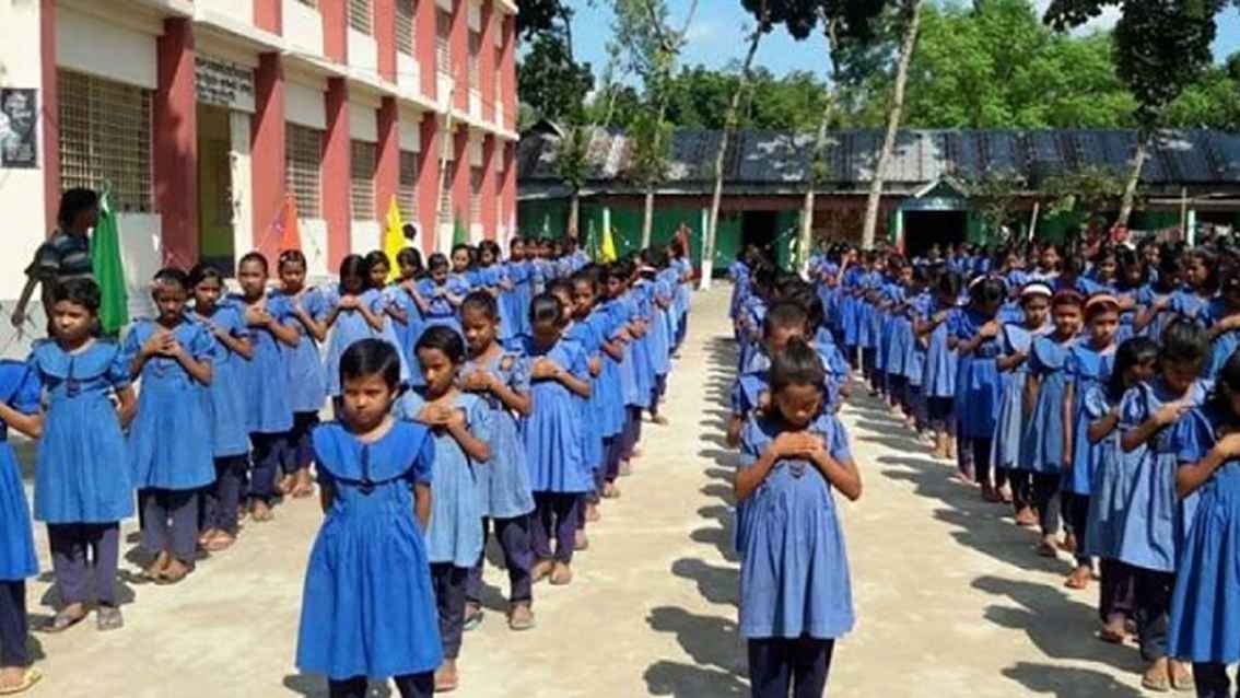 তীব্র গরমে প্রাথমিক বিদ্যালয়ও বন্ধ ঘোষণা