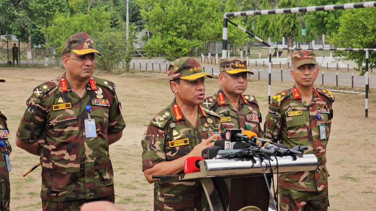 পাহাড়ে শান্তি ফিরে আসবে, সন্ত্রাসীদের জায়গা বাংলাদেশে নেই: সেনাপ্রধান