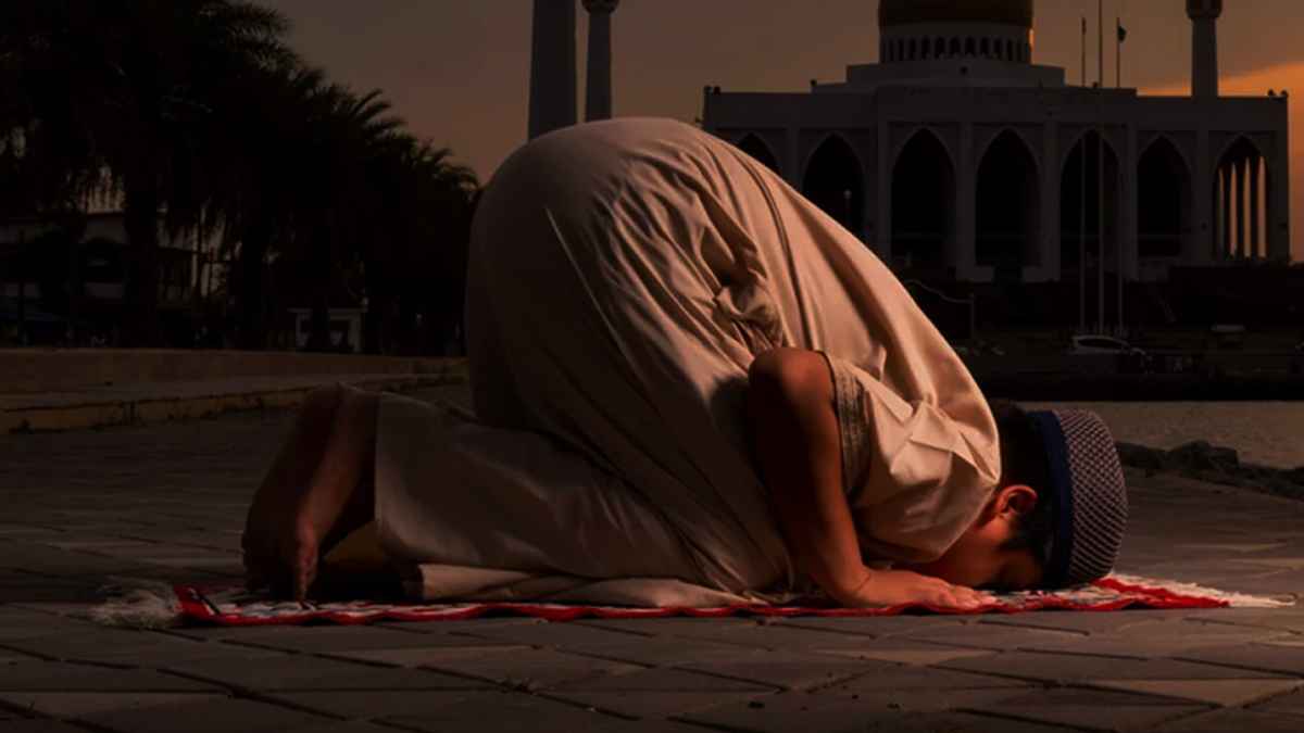 জামাতে তাহাজ্জুদ পড়া যাবে?