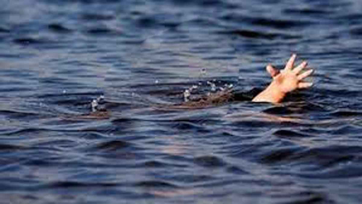 চাঁপাইনবাবগঞ্জে পানিতে ডুবে ৩ শিশুর মৃত্যু